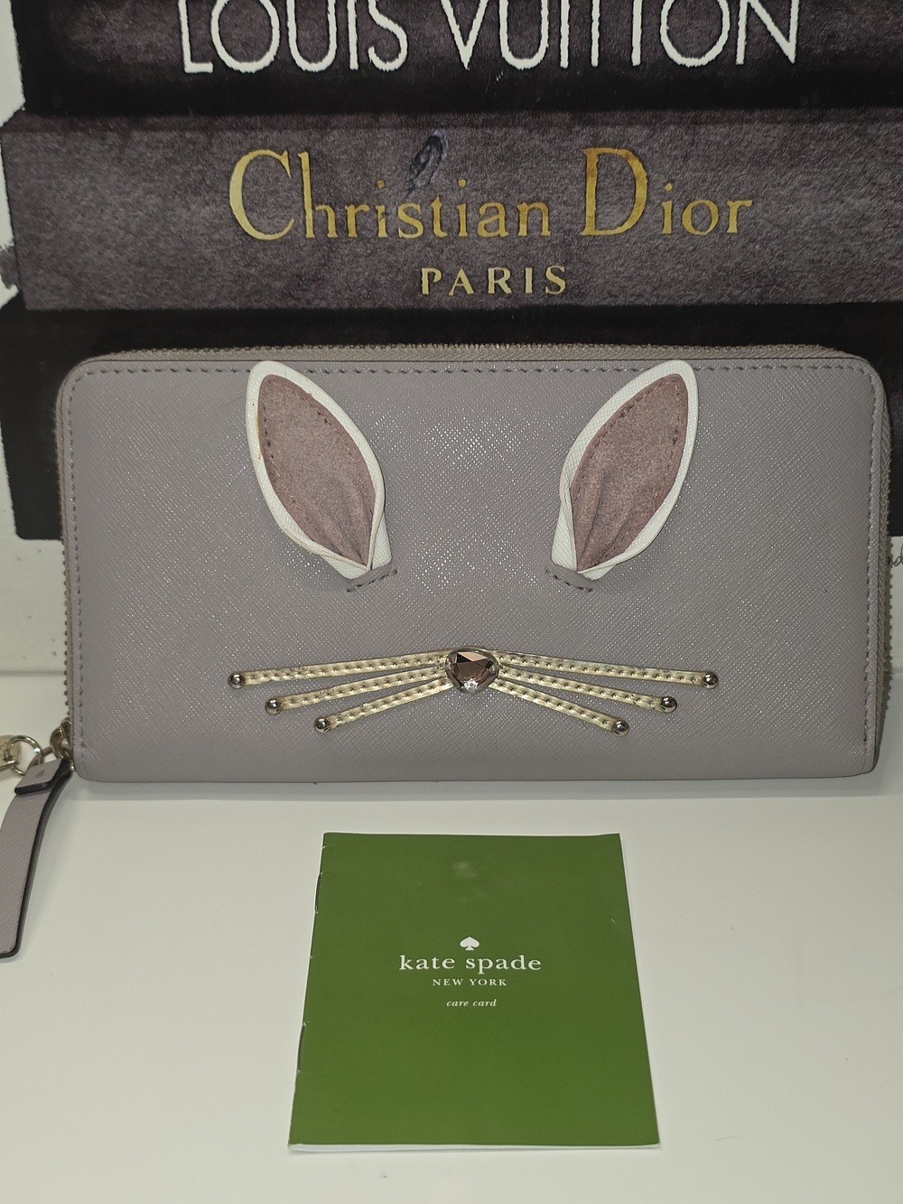 kate spade Hop To It zip-around Bunny wallet